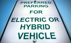 Hybrid vehicle parking sign