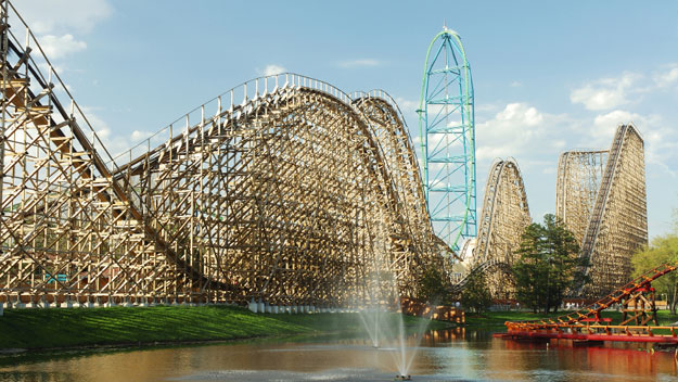 El Toro roller coaster