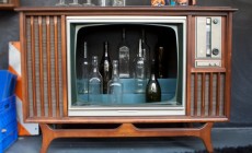 tv b2