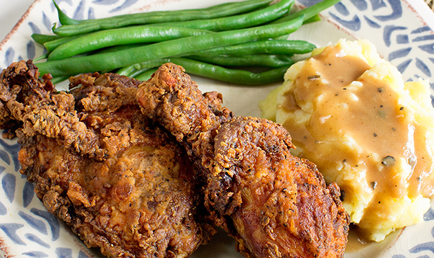 5. Grilled Chicken Drumsticks, Green Beans, and Mashed Potatoes with Gravy(1)