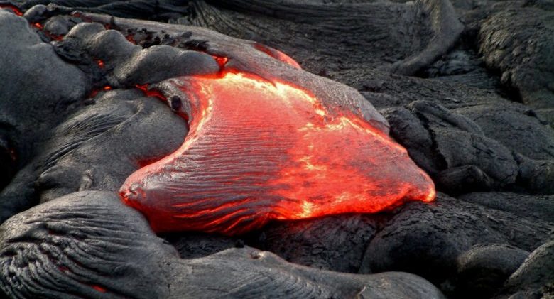 bubbling-lava-hawaii-island