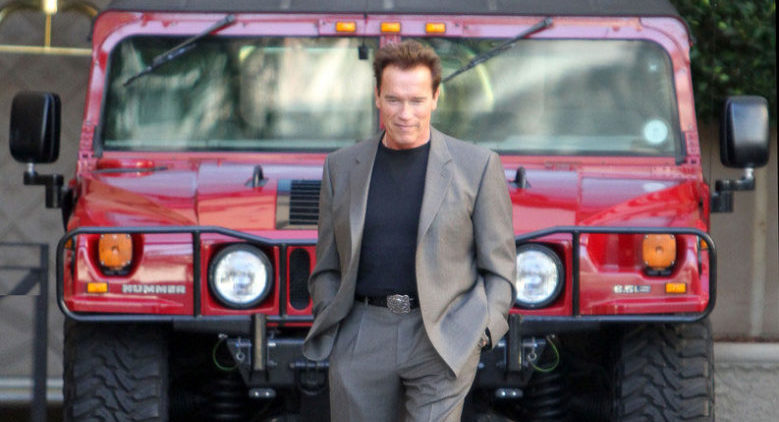 Arnold-Schwarzenegger-Hummer-H1