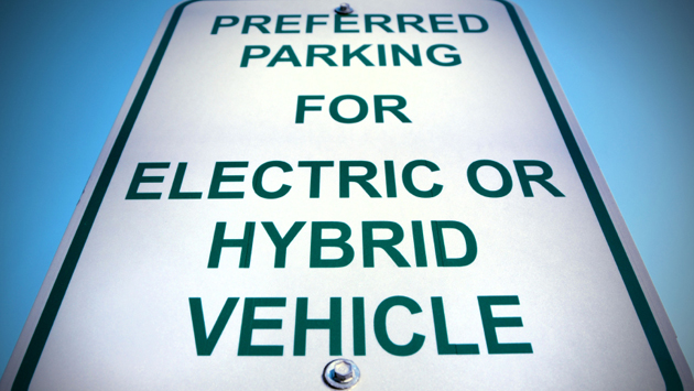 Hybrid vehicle parking sign